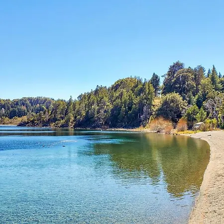 Cabañas Villa Labrador con costa de lago San Carlos de Bariloche Exterior foto