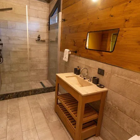 Cabañas Villa Labrador con costa de lago San Carlos de Bariloche Exterior foto